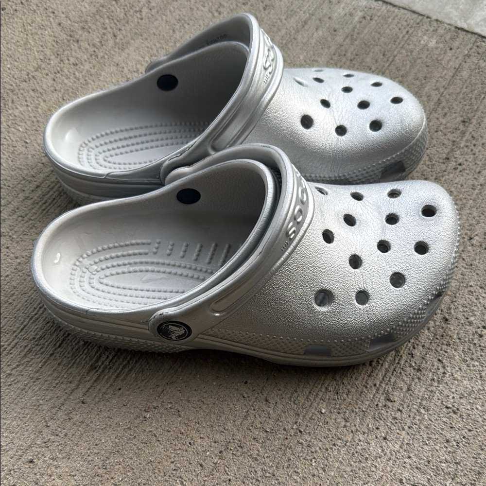 Crocs